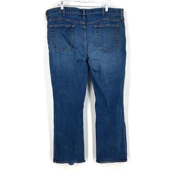 Old Navy Men’s Bootcut Blue Jeans Size 42x32 - Picture 2 of 6